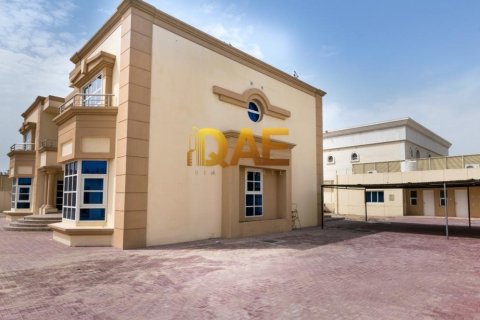 6 bedrooms Villa in Al Twar, UAE No. 3749 3