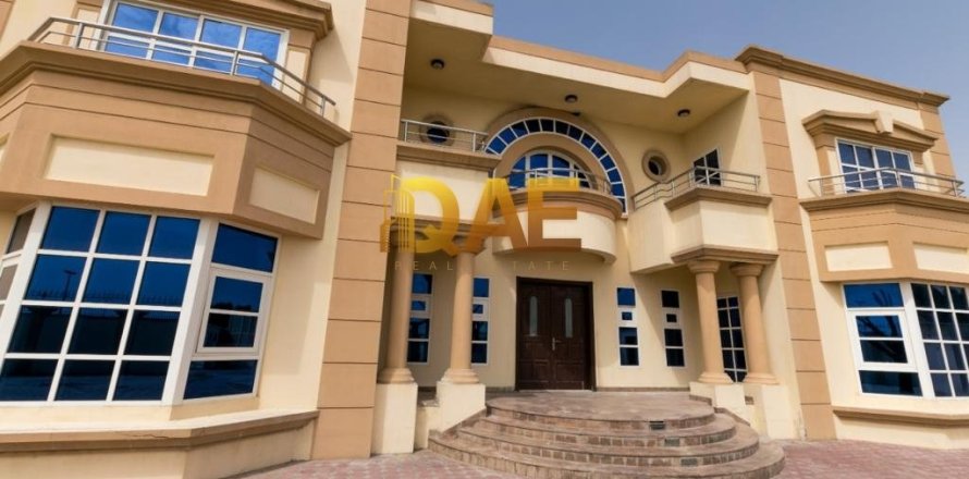 6 bedrooms Villa in Al Twar, UAE No. 3749