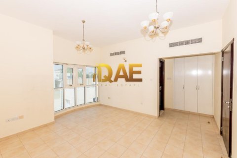 6 bedrooms Villa in Al Twar, UAE No. 3749 5