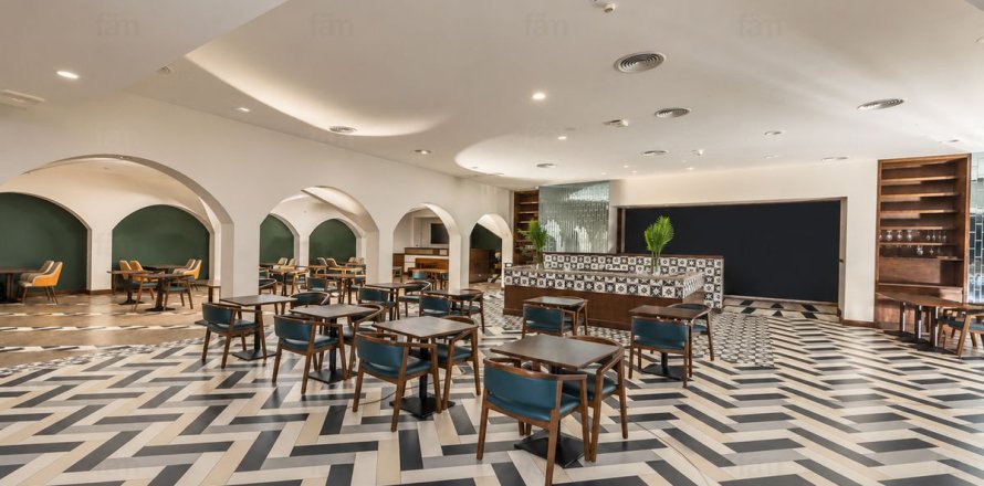 680m² Shop in Dubai, UAE No. 216746