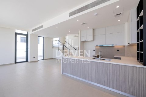 Villa de 3 dormitorios en Golf Grove, UAE No. 207505 3