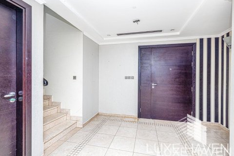 Villa de 3 chambres à Legacy, UAE No. 14016 19