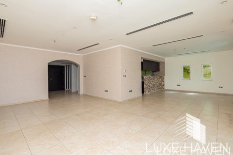 Villa de 3 chambres à Legacy, UAE No. 14016 21