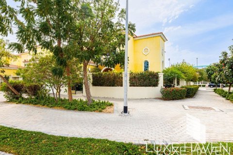 Villa de 3 chambres à Legacy, UAE No. 14016 27