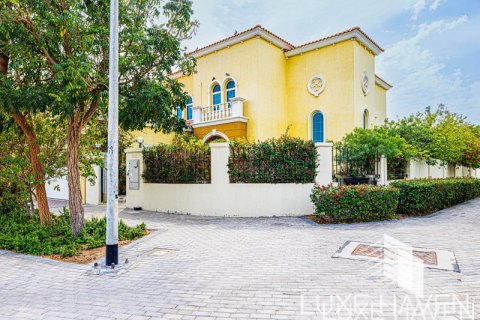 Villa de 3 chambres à Legacy, UAE No. 14016 3