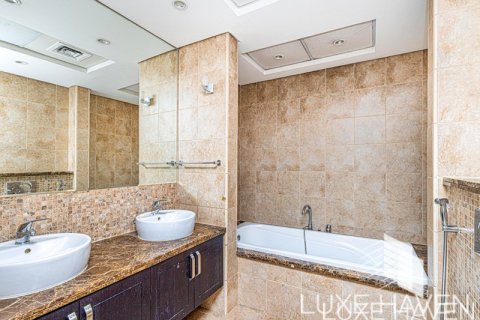 Villa de 3 chambres à Legacy, UAE No. 14016 23