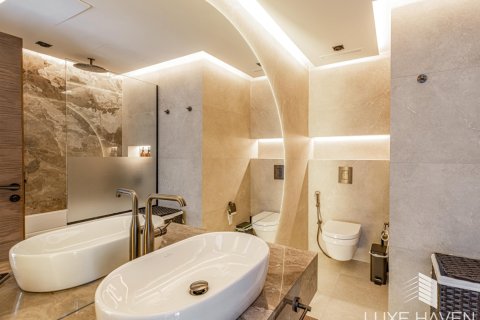 Вилла с 5 спальнями в Jumeirah Islands, ОАЭ №14416 21