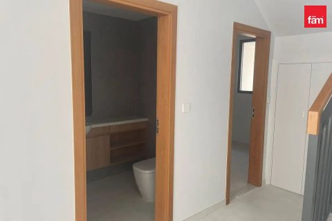 3 bedrooms Townhouse in Dubai, UAE No. 219175 10