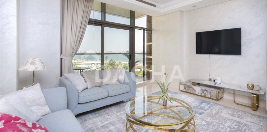 Apartment de 2 dormitorios en The Crescent, UAE No. 207822