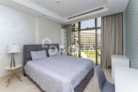 Apartment de 2 dormitorios en The Crescent, UAE No. 207822 11