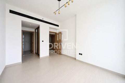 Apartment de 2 dormitorios en District 10, UAE No. 223319 5