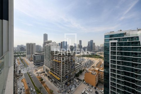 Apartment de 2 dormitorios en District 10, UAE No. 223319 17