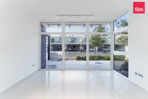 Villa de 6 dormitorios en Dubai, UAE No. 205693 3