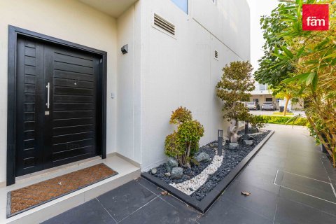 Villa de 6 dormitorios en Dubai, UAE No. 205693 11