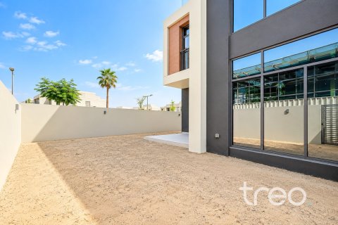3 bedrooms Villa in Dubai South (Dubai World Central), UAE No. 220904