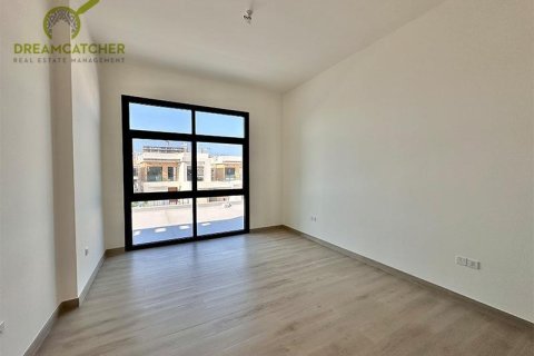 Вилла с 4 спальнями в Mina Al Arab, ОАЭ №75379 21