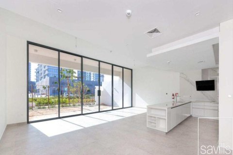Villa de 4 dormitorios en District One, UAE No. 213944 24