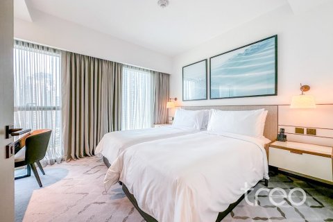 Appartement de 2 chambres à Address Harbour Point, UAE No. 200815 6