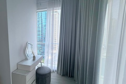 Apartment de 2 dormitorios en Jumeirah Lake Towers, UAE No. 202379 3