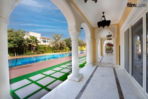Villa de 6 chambres à Dubai, UAE No. 127346