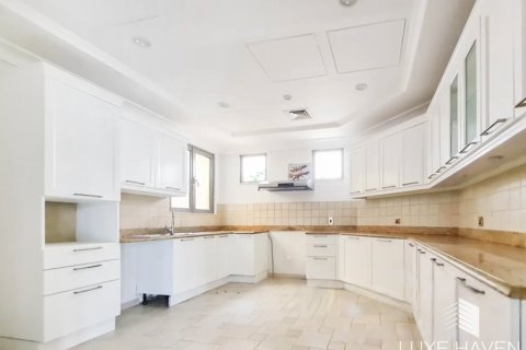 4 غرف نوم فيلا في Garden Homes, الإمارات العربية المتحدة رقم 14808 3
