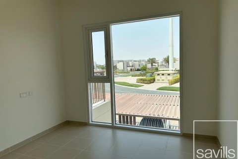 Appartement de 2 chambres à EMAAR South, UAE No. 211042 8