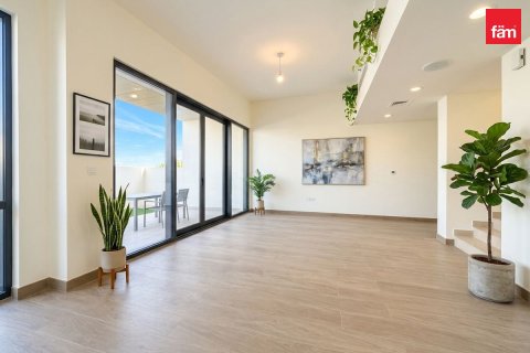 Apartment de 3 dormitorios en Town Square, UAE No. 223877 3