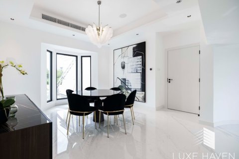 4 bedrooms Villa in Jumeirah Islands, UAE No. 14017 27