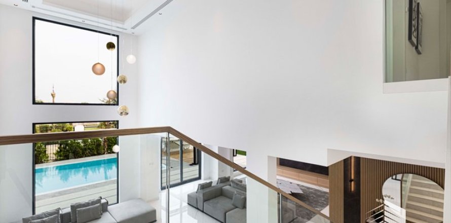 4 bedrooms Villa in Jumeirah Islands, UAE No. 14017
