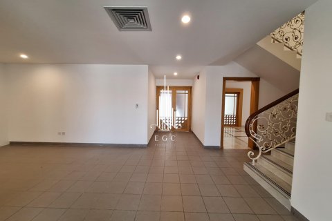 Villa de 7 dormitorios en Abu Dhabi, UAE No. 29189 22