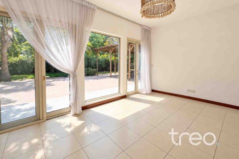 Villa de 3 chambres à Saheel, UAE No. 220797 10