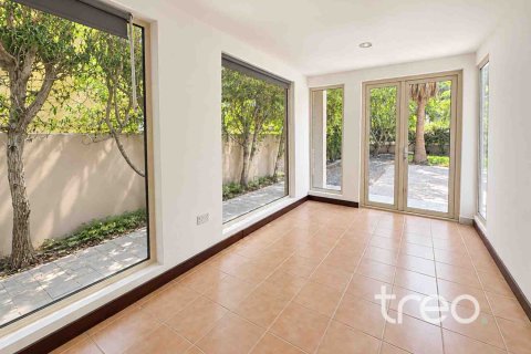 Villa de 3 chambres à Saheel, UAE No. 220797 9