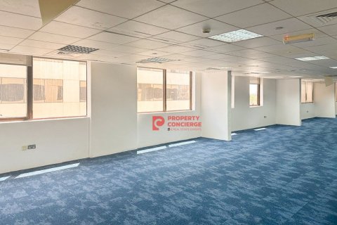 Office de 1858m² en Dubai Investment Park, UAE No. 39709 6
