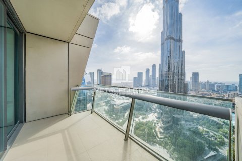 Квартира с 3 спальнями в Burj Vista, ОАЭ №33587 16
