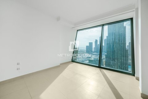 Квартира с 3 спальнями в Burj Vista, ОАЭ №33587 10