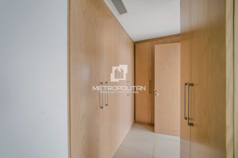 Квартира с 3 спальнями в Burj Vista, ОАЭ №33587 15