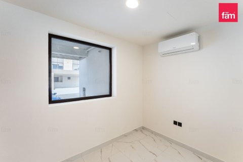 4 bedrooms Townhouse in Dubai, UAE No. 213226 10