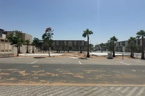 4 bedrooms Townhouse in Dubai, UAE No. 213226 22