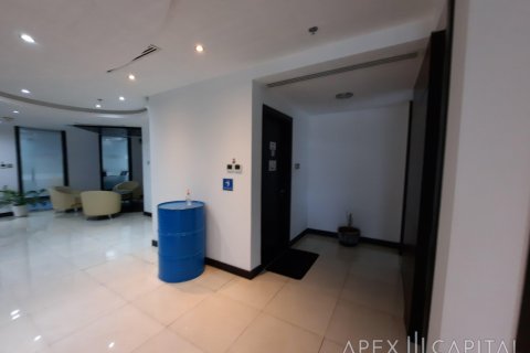 233.9m² Office in Lake Allure, UAE No. 5970 21