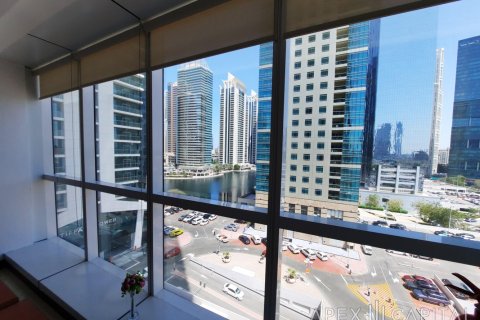 233.9m² Office in Lake Allure, UAE No. 5970 20