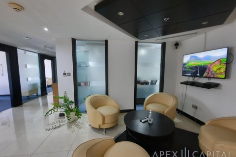 233.9m² Office in Lake Allure, UAE No. 5970 4