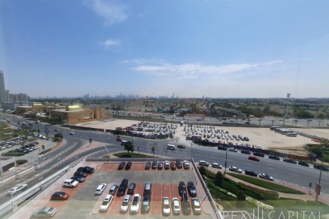 233.9m² Office in Lake Allure, UAE No. 5970 15