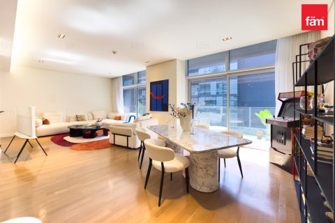 2 bedrooms Apartment in City Walk, UAE No. 216827 3