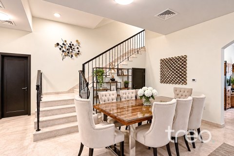 5 bedrooms Villa in The Villa, UAE No. 220785 8