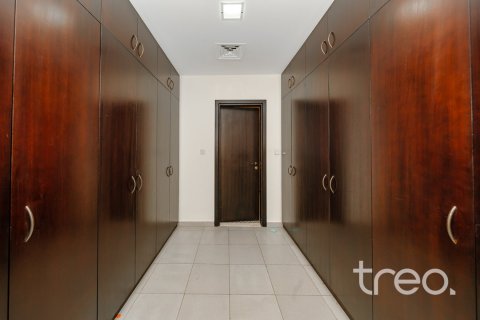 5 bedrooms Villa in The Villa, UAE No. 220785 24