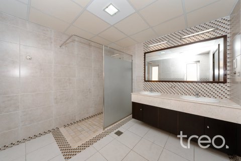 5 bedrooms Villa in The Villa, UAE No. 220785 25