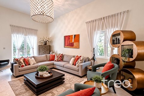 5 bedrooms Villa in The Villa, UAE No. 220785 6