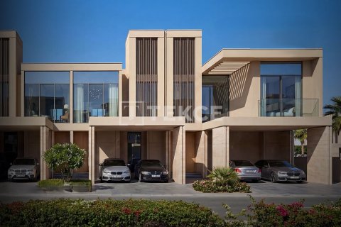 5 bedrooms Villa in Dubai Land, UAE No. 142250 3