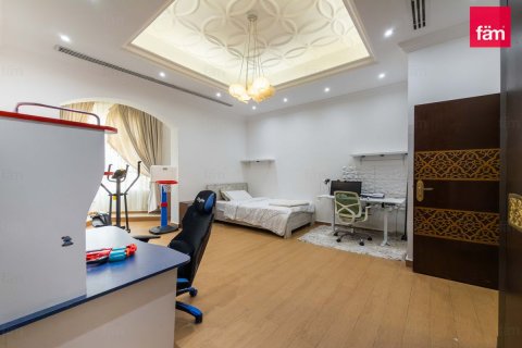 5 bedrooms Villa in Dubai, UAE No. 203169 10