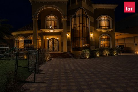 5 bedrooms Villa in Dubai, UAE No. 203169 18